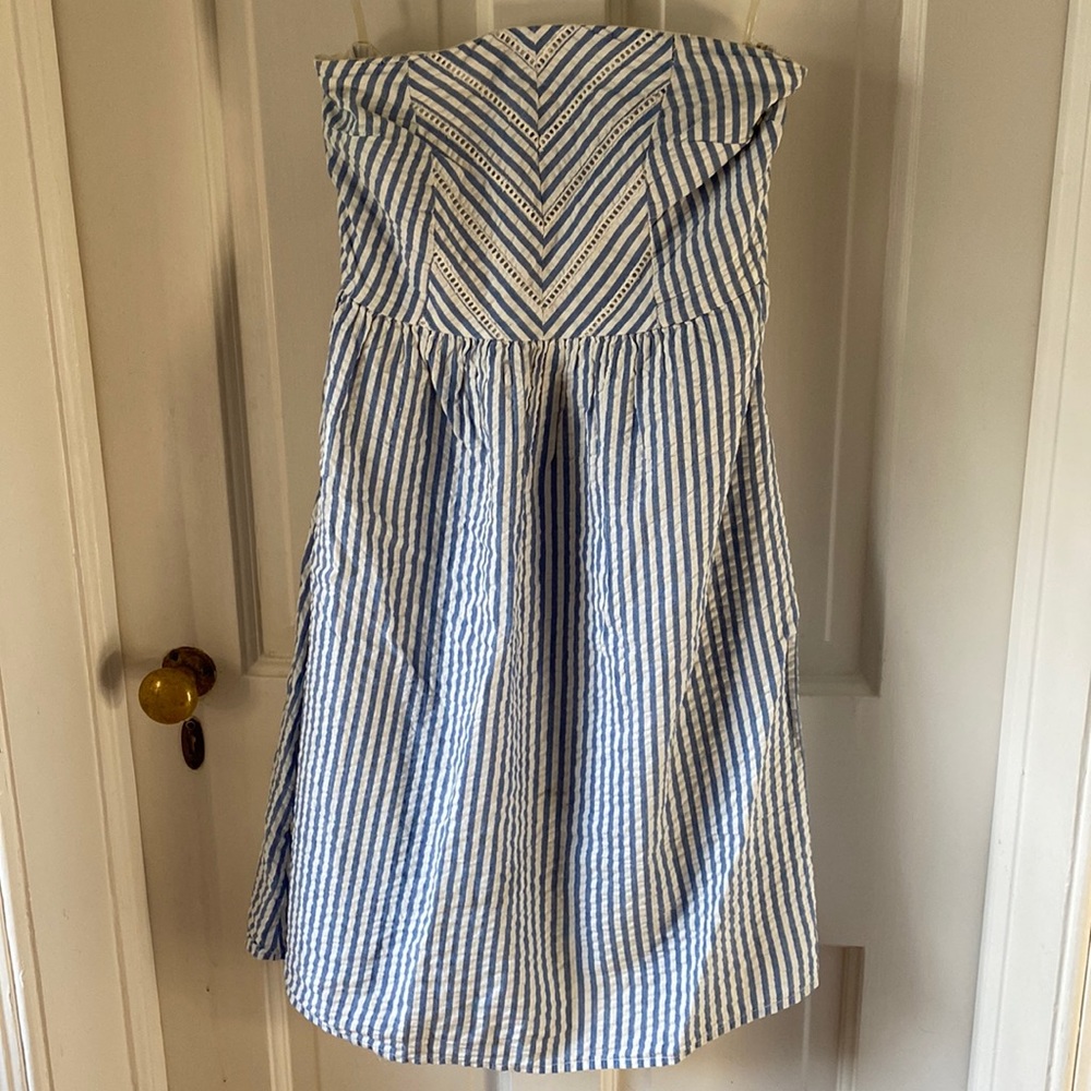 Striped strapless dress